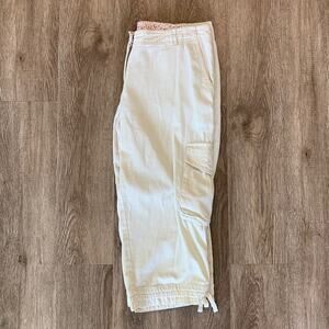 J. Jill Cream Capris Relaxed Fit
